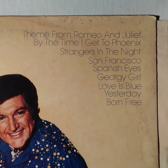 Vintage Liberace's Greatest Hits Vinyl Record - Picture 5 of 8